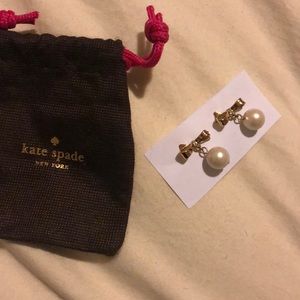 Kate spade bow and pearl earrings